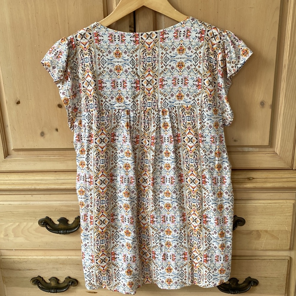 NWT Savanna Jane Flutter Sleeve Embroidered Blouse - Small - Picture 5 of 8